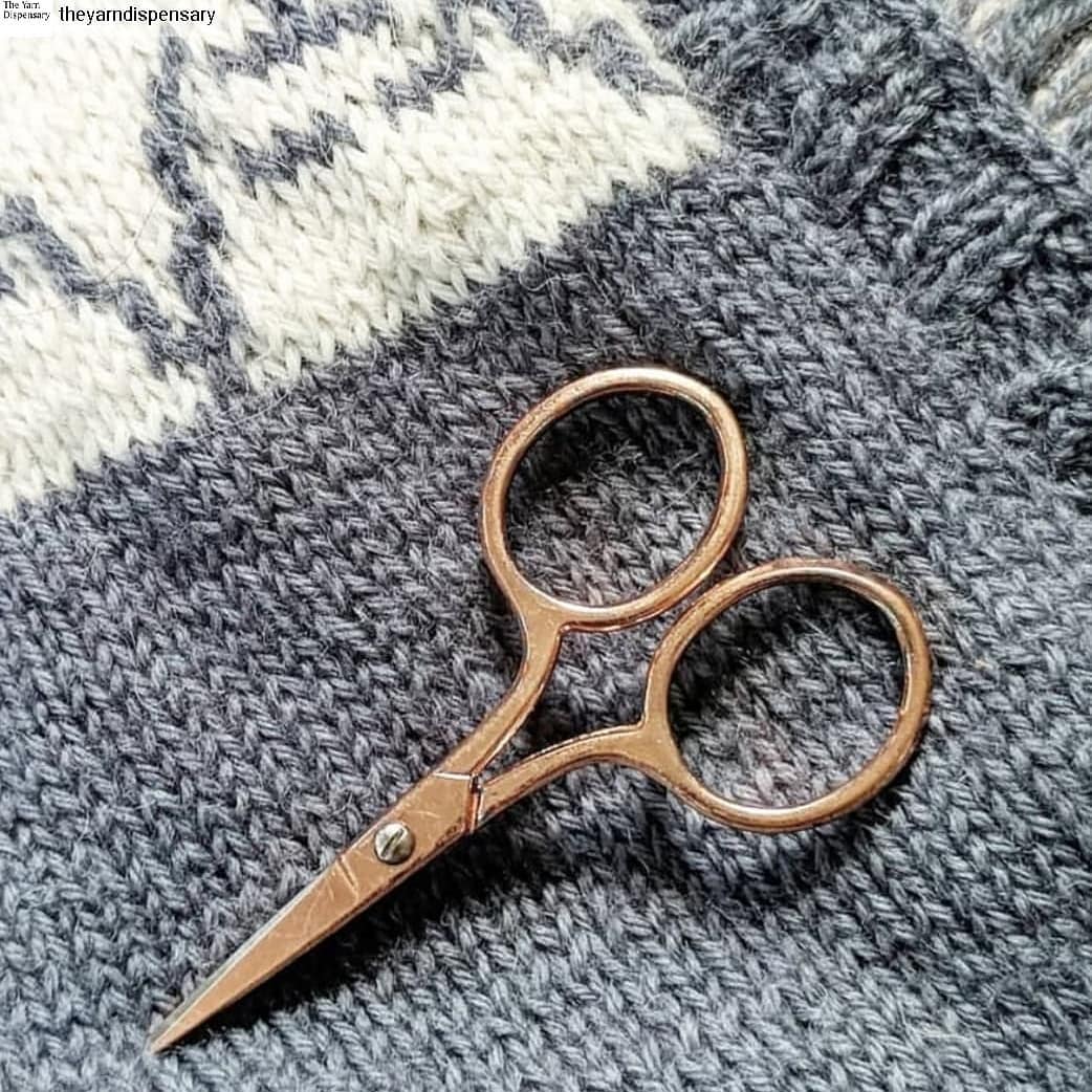 Steeking Scissors